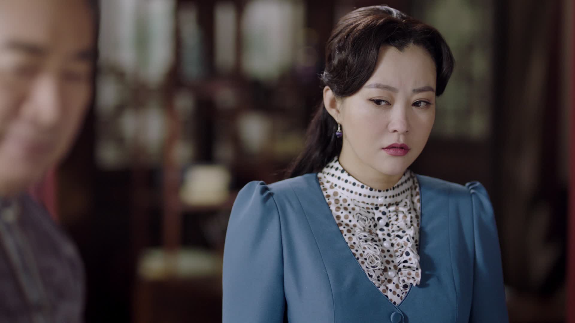 哈岚被亲爹捆到佟侯爷府上请罪