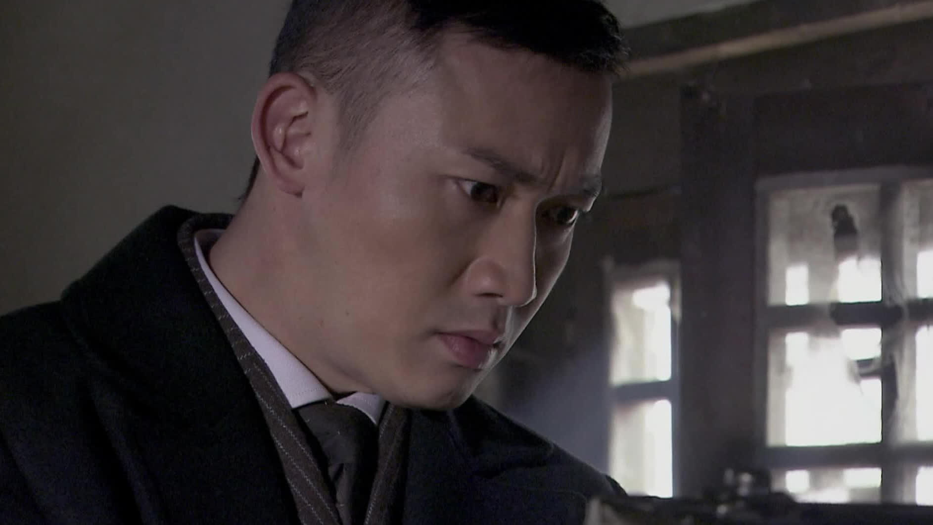 云翔遇险 头盖骨下面竟有炸弹