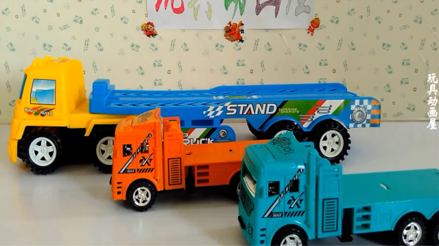 大卡车托运着工程土方车玩具视频玩具视频-儿